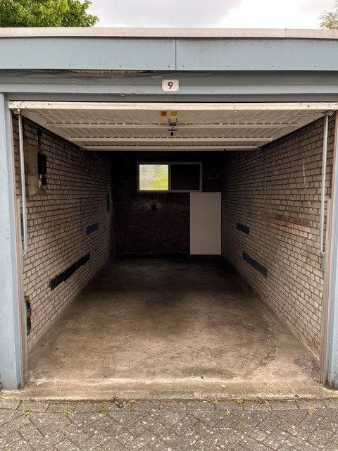 1x Garagebox te huur te Rotterdam (zie omschrijving), Auto diversen, Autostallingen en Garages