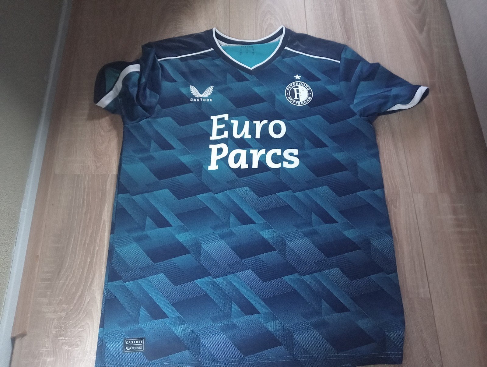 Feyenoord uitshirt Zerrouki XL - Zo goed als nieuw, Blauw, Maat 46/48 (XL) of groter, Ophalen of Verzenden, Zo goed als nieuw