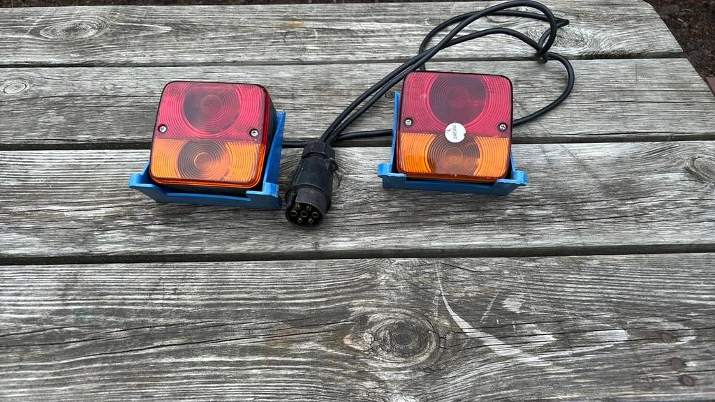 Verlichting fietsendrager, Hobby en Vrije tijd, Modelbouw | Radiografisch | Auto's, Ophalen, Zo goed als nieuw, Overige schalen