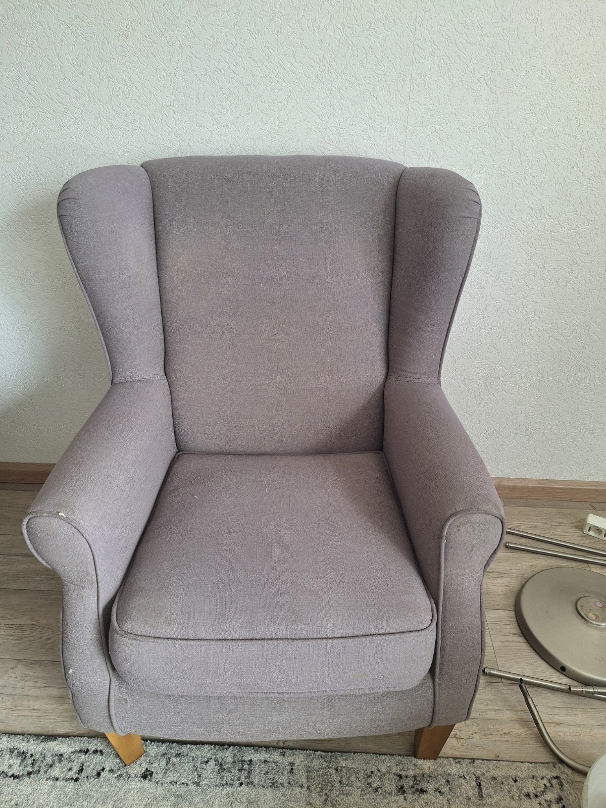 2x grijze fauteuil: Gratis ophalen tem zaterdag 25 juli, Huis en Inrichting, Fauteuils, Ophalen, Gebruikt, Minder dan 75 cm, 75 tot 100 cm