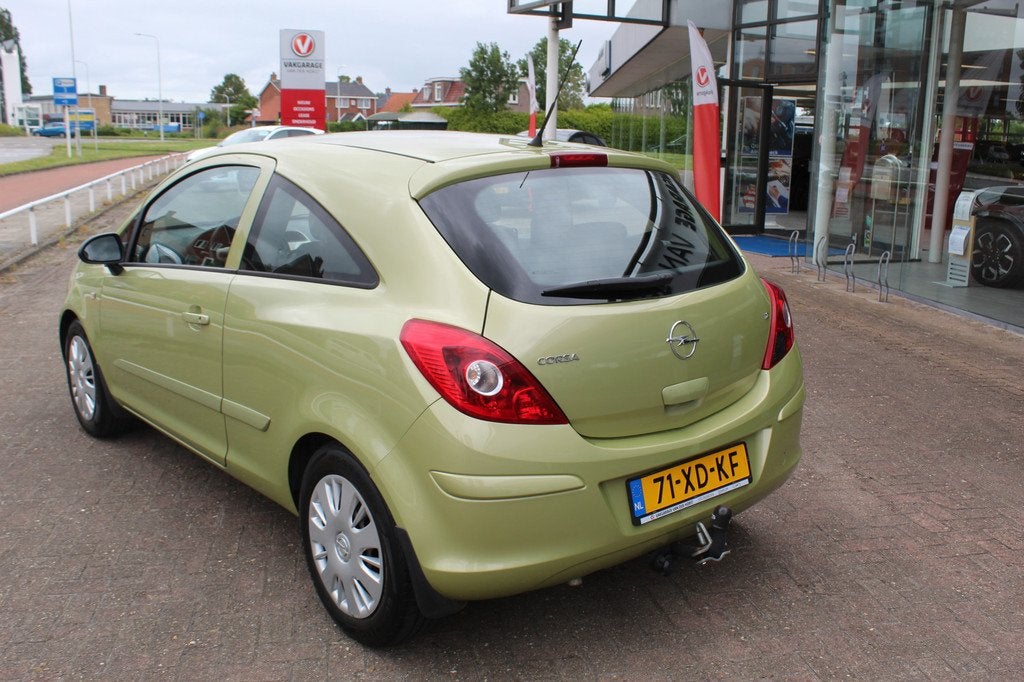 Opel Corsa 1.2-16V Enjoy Automaat nette auto Airco , Radio/C, Auto's, Zwart, 4 cilinders, 1229 cc, Origineel Nederlands