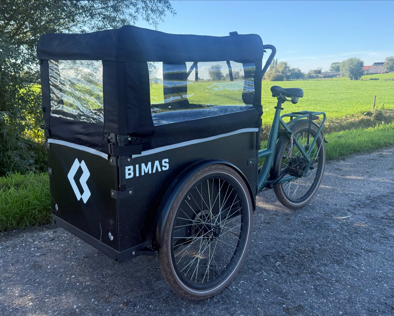 Bimas eCargo 3.3 Bakfiets met ongebruikte regenhoes, 4 kinderen of meer, Elektrisch, Zo goed als nieuw, Schijfrem