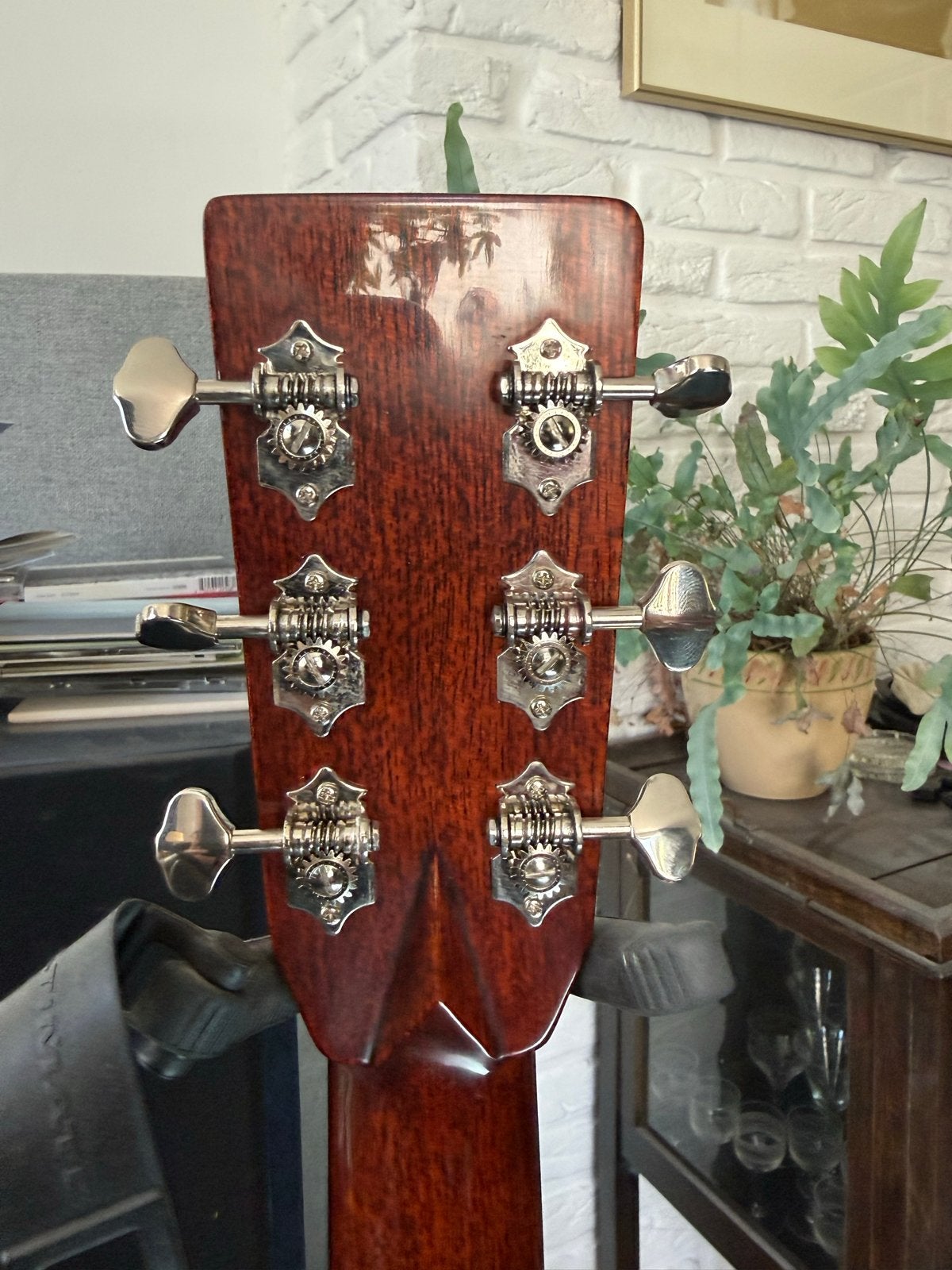 Eastman E10OM SB akoestische gitaar met K&K Pure Mini, Ophalen, Zo goed als nieuw, Western- of Steelstringgitaar