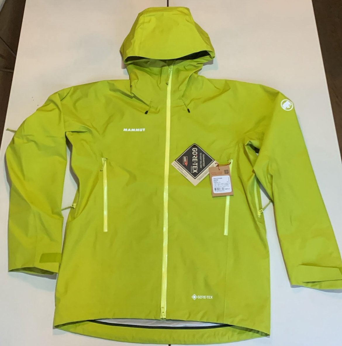Mammut Crater IV Hardshell, Ophalen of Verzenden, Nieuw, Maat 48/50 (M), Geel