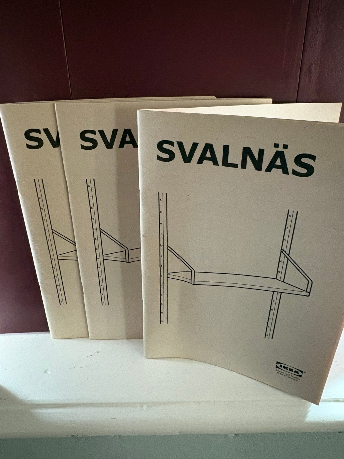 IKEA SVALNÄS bamboe wandrek, 3 planken 81cm + 2 rails, Ophalen, Zo goed als nieuw