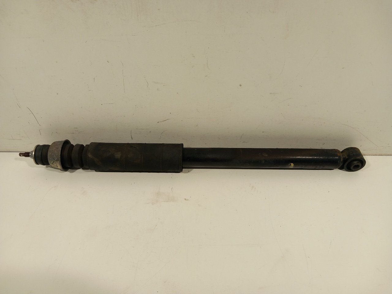 Schokbreker rechts achter Nissan Note, Onderdelen@venauto.nl, Van der Ven Autorecycling B.V., Gebruikt, Ettenseweg 76, 4706 PB Roosendaal, The Netherlands