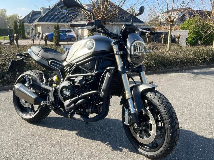 Benelli Leoncino 800 - 2026-- 5 jaar garantie, Motoren, 2 cilinders, Bedrijf, Benelli, Benelli-motoren.nl