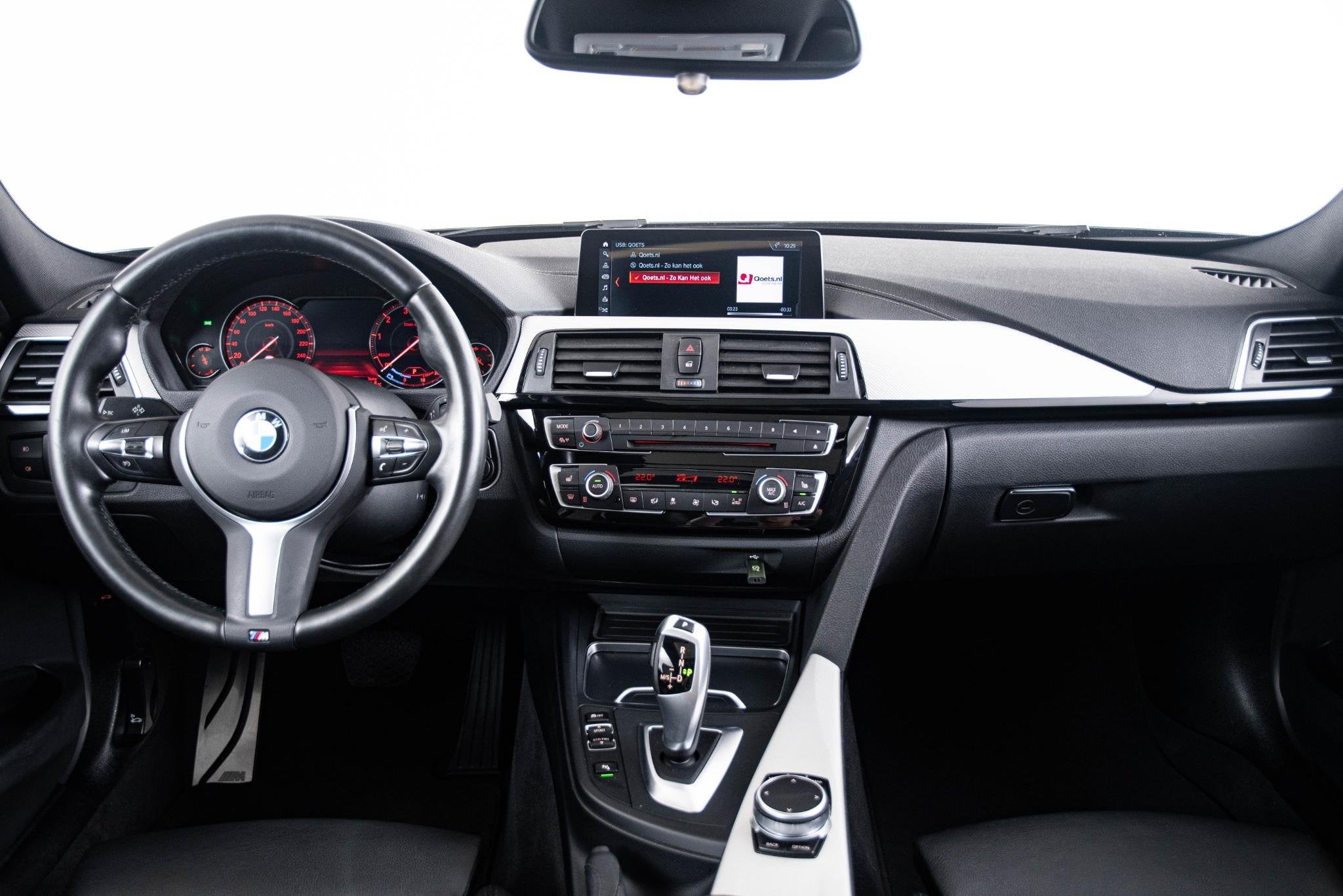 BMW 3-serie Touring 318i High Executive M-sport - Panoramada, Auto's, Automaat, 12 maanden, Gebruikt, 1465 kg