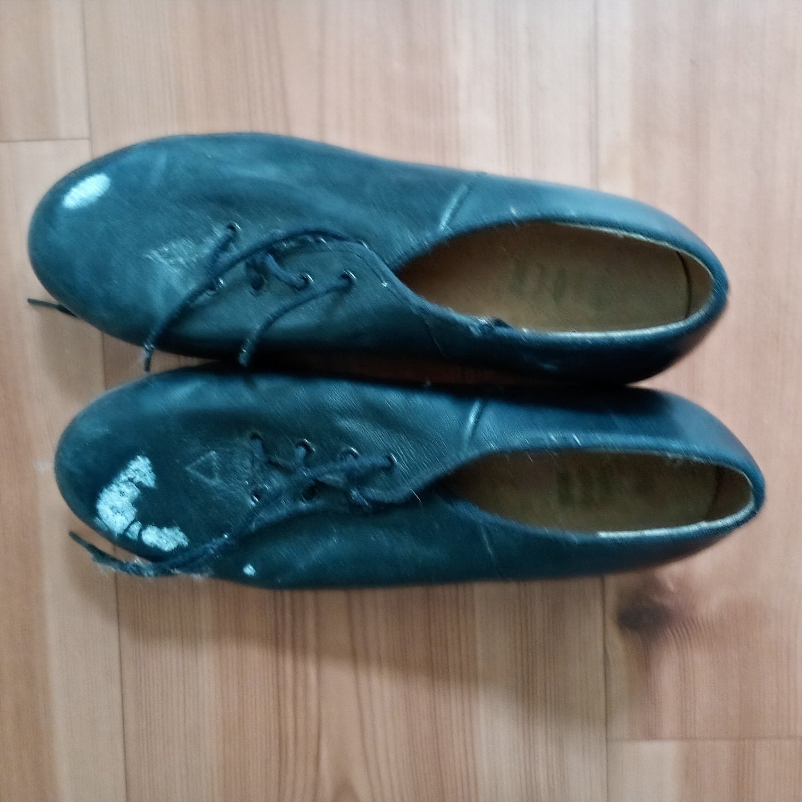 Tap schoenen, Ophalen, Schoenen