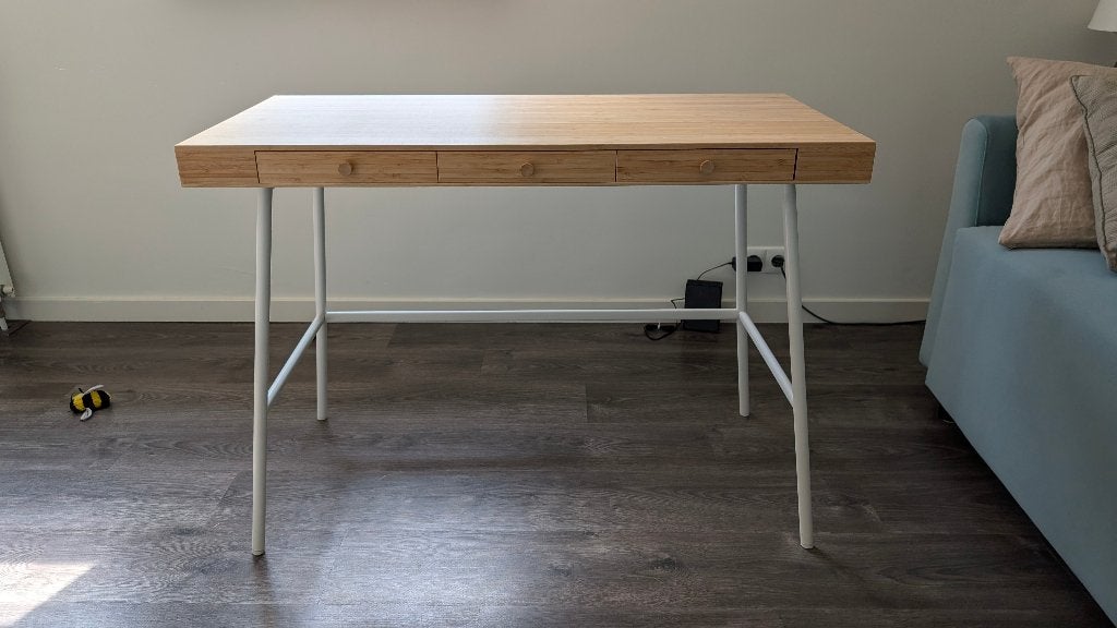 IKEA LILLÅSEN Bureau, bamboe, 102x49 cm, Ophalen, Zo goed als nieuw, IKEA, Overige materialen