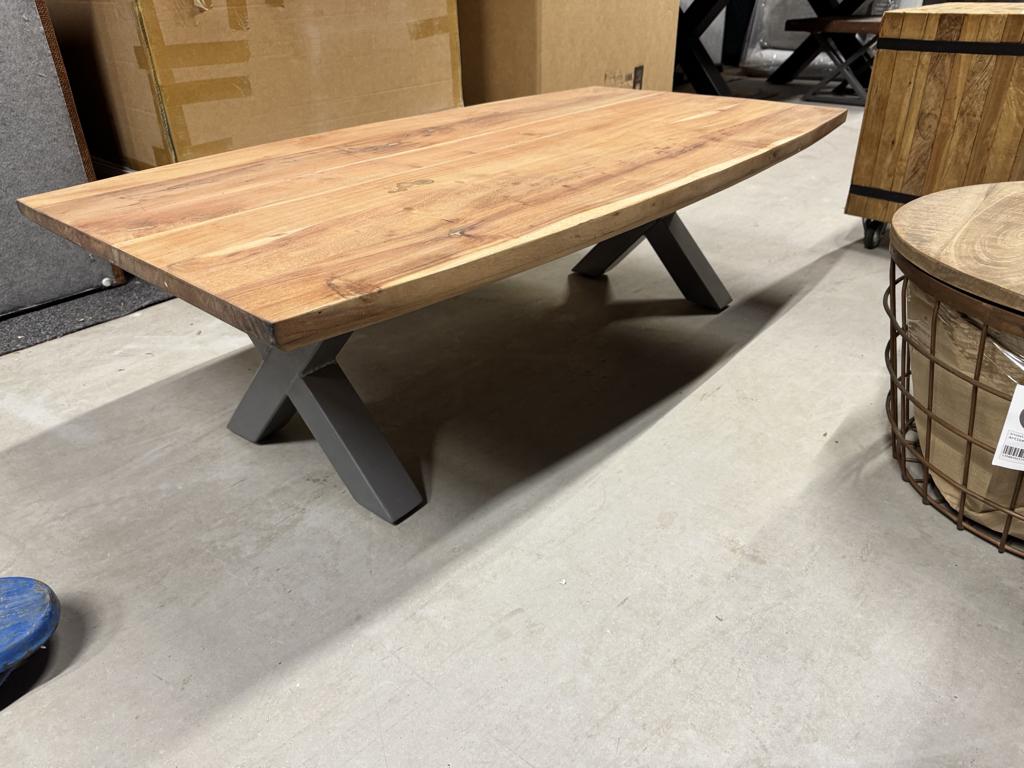 Showroommodel – Salontafel Vitoria 70  130 cm (UrbanSofa), Huis en Inrichting, Tafels | Bijzettafels, Overige vormen, 60 cm of meer