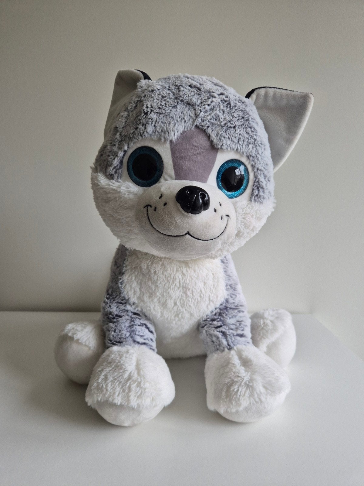 Schattige knuffelhond met grote ogen, Ophalen, Grijs, Hond, Zo goed als nieuw