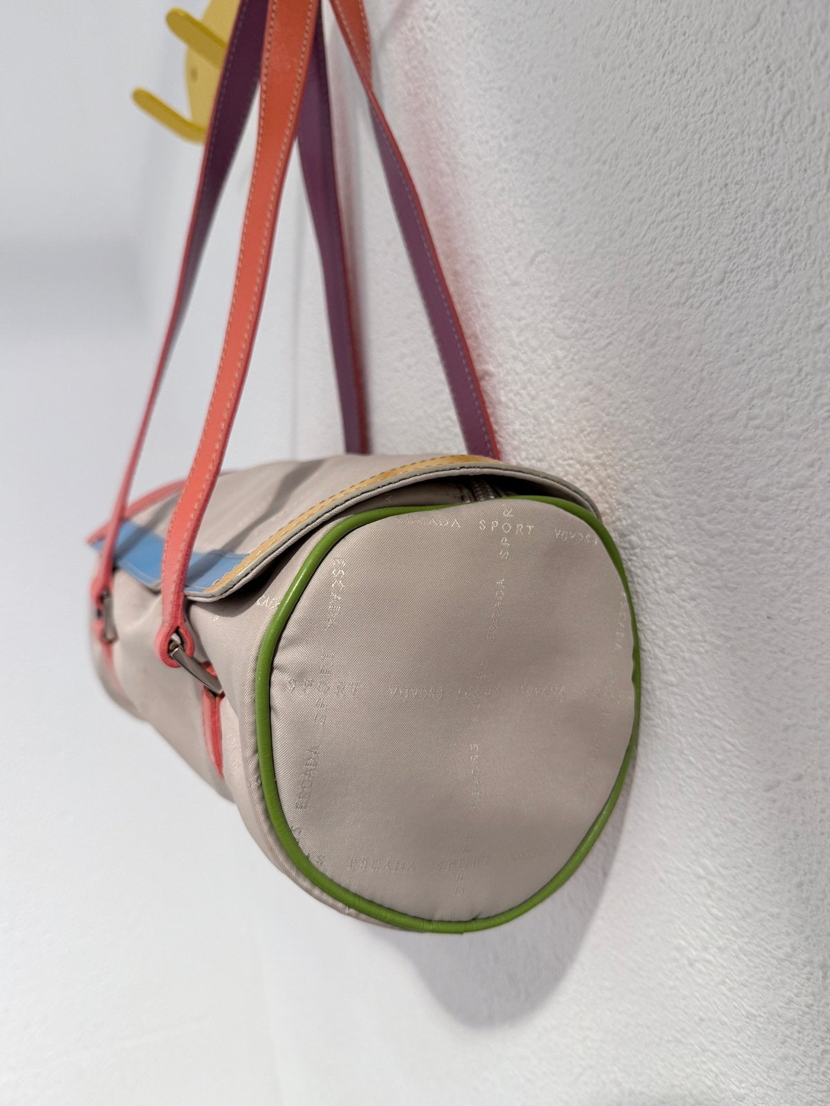 Vintage Escada Sport Cilindertas / Barrel Bag (Nieuwstaat), Vintage, Schoudertasje, Vintage, Vintage