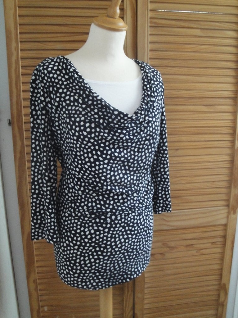 FRANK WALDER Zwart/wit topje maat M (z.g.a.n.), Kleding | Dames, Tops, Maat 38/40 (M), Zwart, Ophalen of Verzenden, Zo goed als nieuw