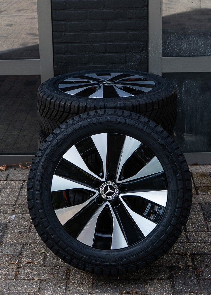 17inch Originele Mercedes Vito V-Klasse EQV Michelin band, Ophalen, Banden en Velgen, 17 inch, Bestelwagen