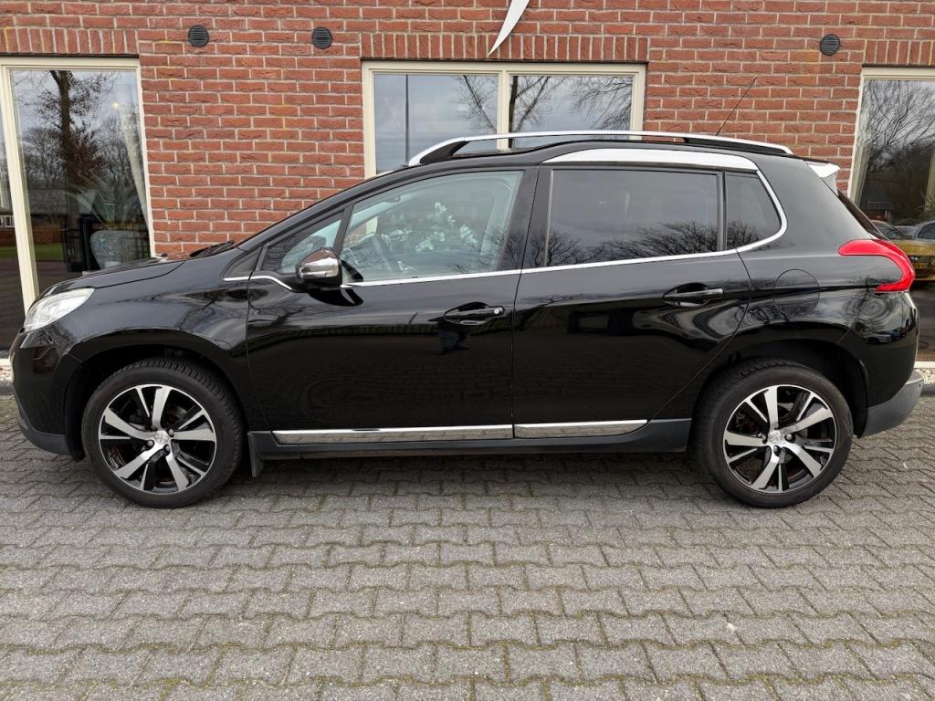 Peugeot 2008 1.6 e-HDi BL Executive PANO / 1/2 LEER / NAVI /, Auto's, Peugeot, Euro 5, Gebruikt, Zwart, 4 cilinders