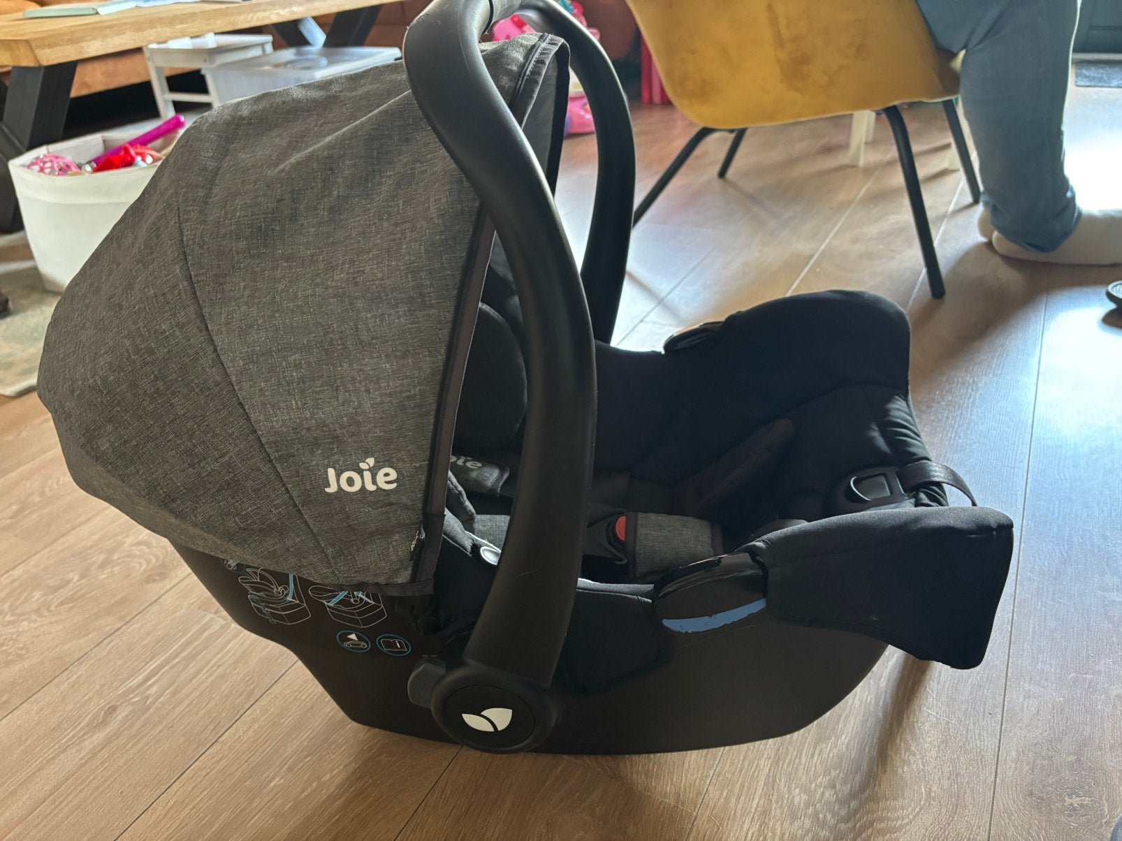 Maxi cosi Joie met zonnekap en Dooky hoes, 0 t/m 13 kg, Ophalen, Overige merken, Gebruikt