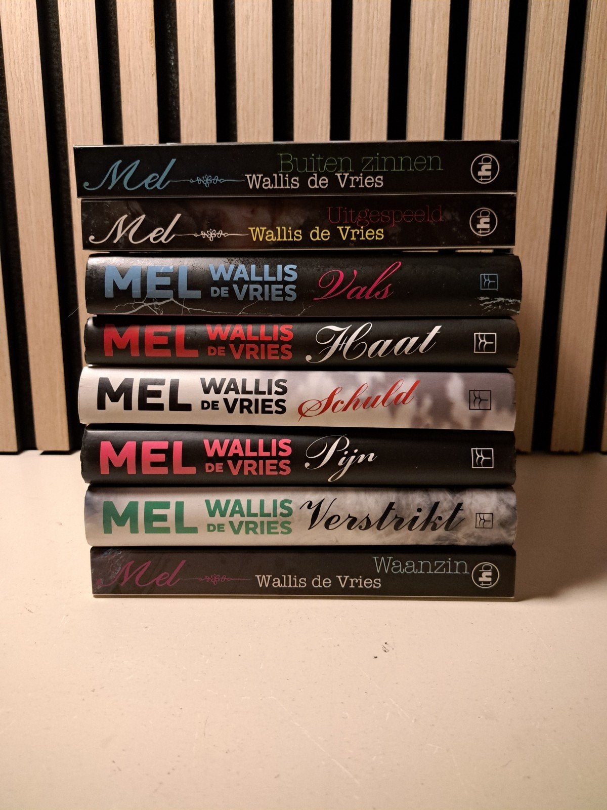 Mel Wallis de Vries jeugthrillers   - setprijs, Ophalen of Verzenden