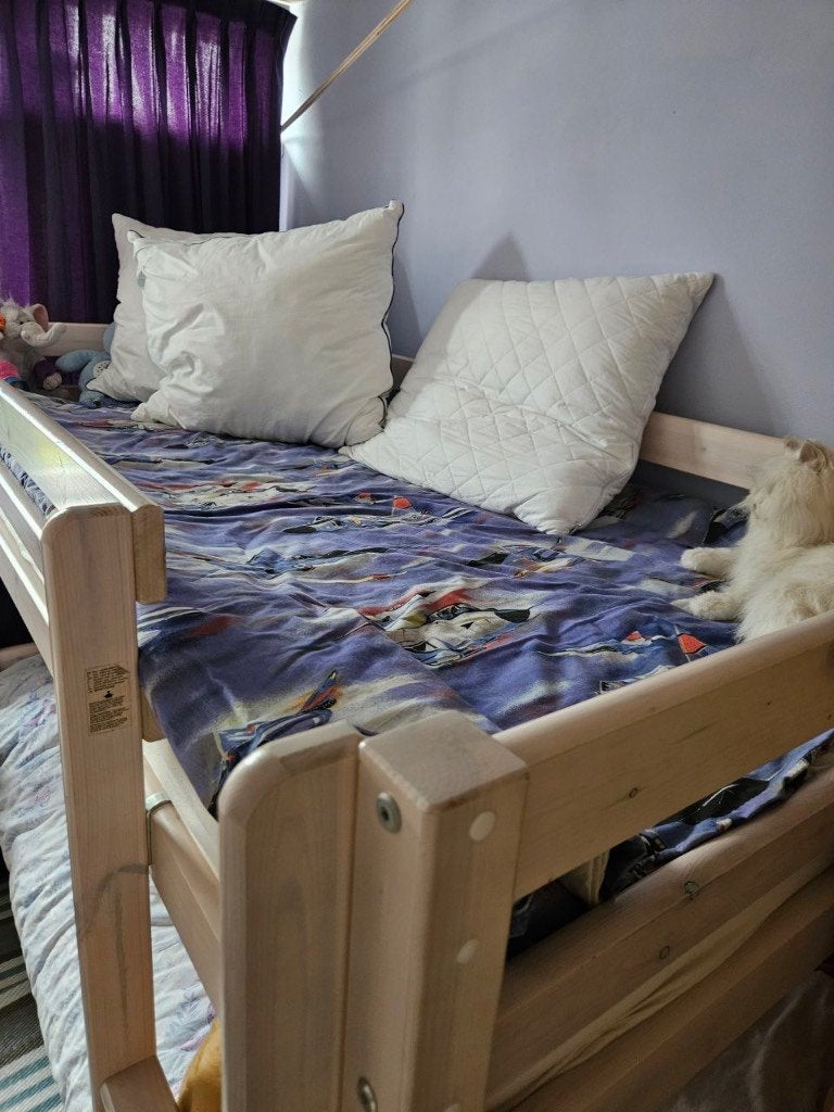Foto 3 van Z.g.a.n. white wash Stapelbed met lattenbodems