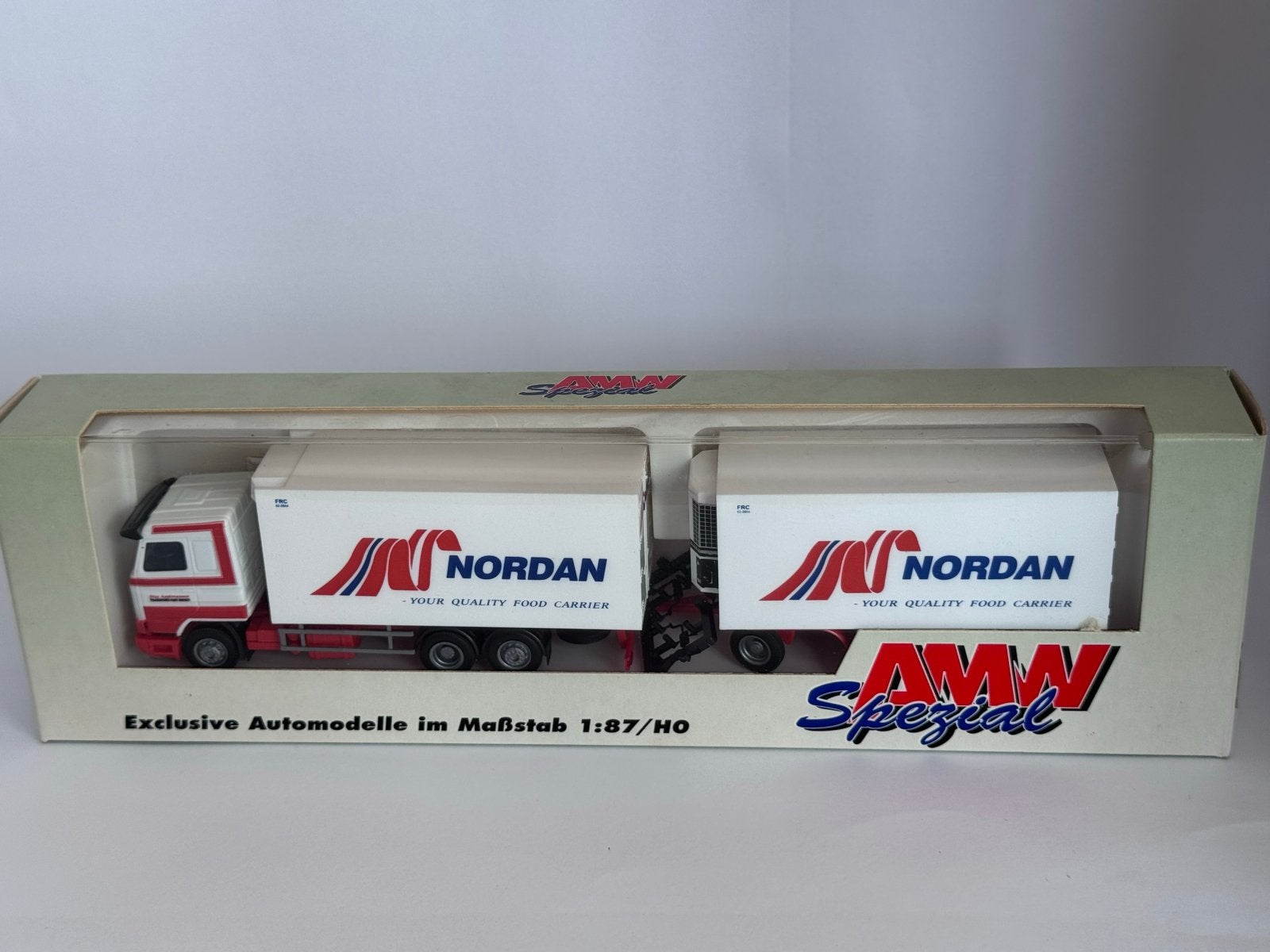 AMW Spezial Nordan Vrachtwagen met Aanhanger 1:87/HO, Ophalen of Verzenden, Nieuw, Bus of Vrachtwagen, Overige merken
