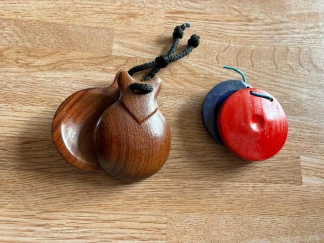set massief houten castagnetten / voor thuis & op podium, Ophalen of Verzenden, Zo goed als nieuw, Melodische percussie
