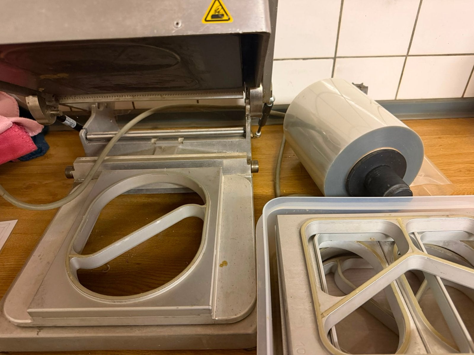 Professionele Traysealer / Sealmachine voor Maaltijdbakken, Ophalen of Verzenden, Gebruikt, Overige typen