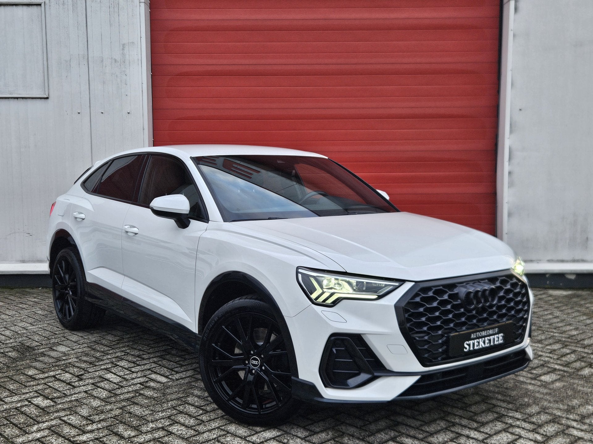Audi Q3 Sportback 45 TFSI e S-Line | ACC | Camera | Carplay, 12 maanden, Gebruikt, Euro 6, Wit