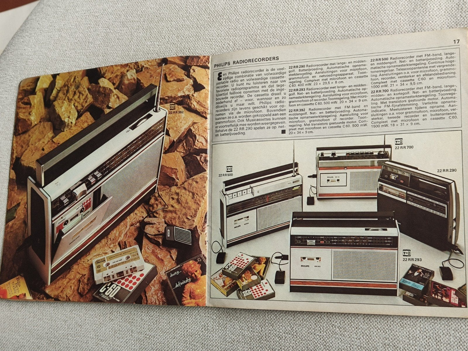 1971, PHILIPS RECORDERS, MOOIE BROCHURE., Boeken, Ophalen of Verzenden, Gelezen