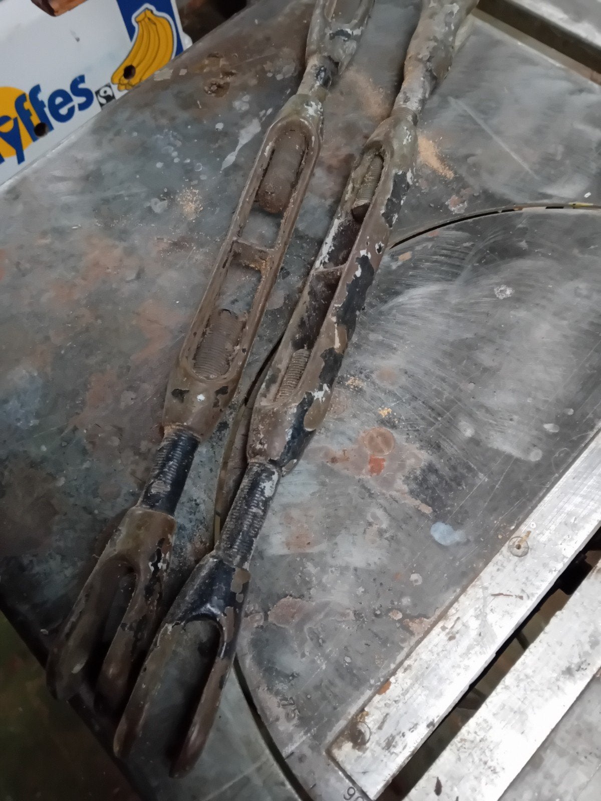 Bronzen wantspanners lengte ong 35 tot  55 cm- Gebruikt, Watersport en Boten, Ophalen of Verzenden, Gebruikt, Ankeren en Afmeren