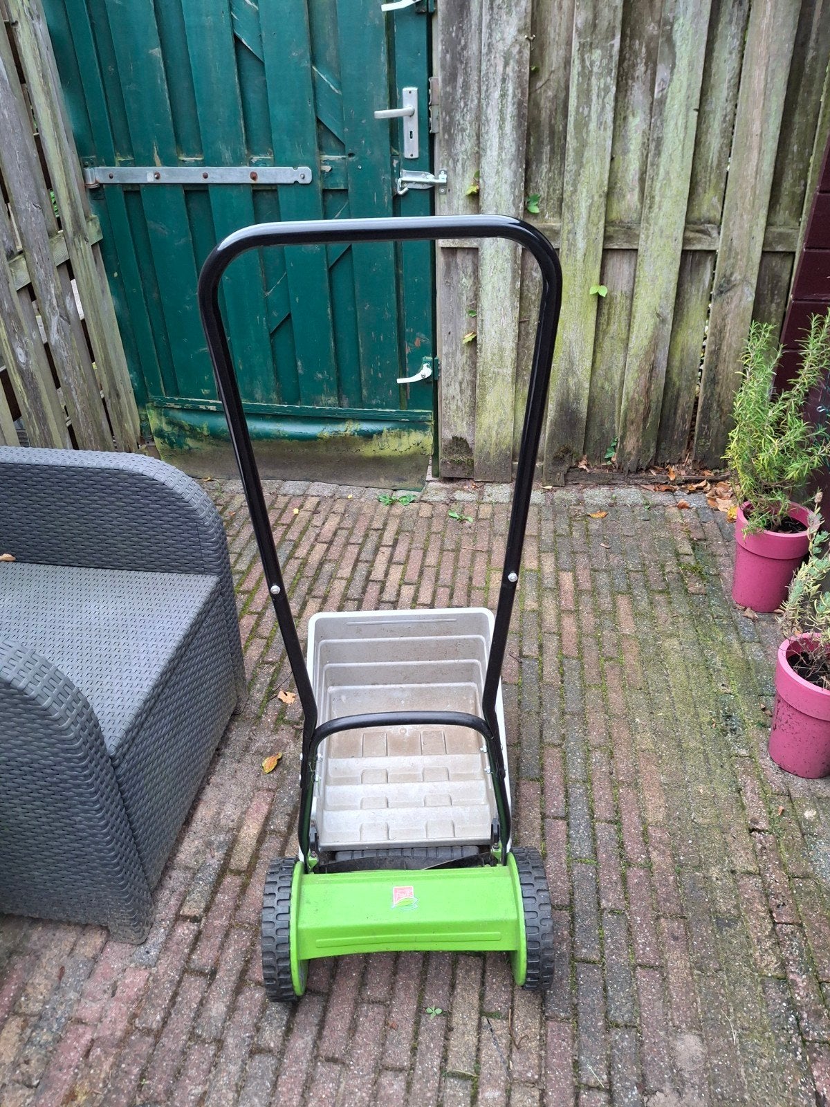Handgrasmaaier met opvangbak, Kooimesmaaier, Ophalen, Gebruikt