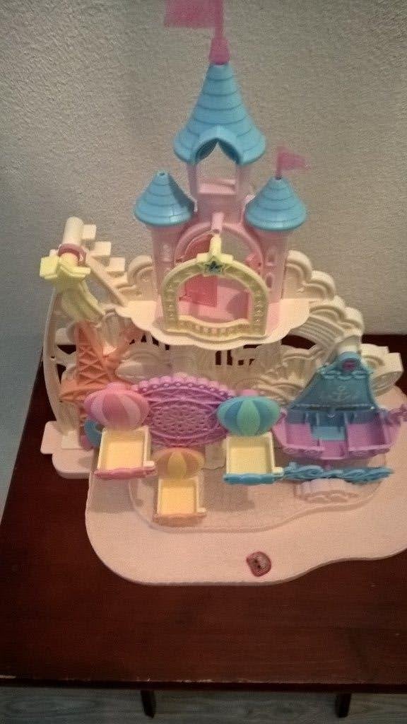 TE koop aangeboden mooi speelgoed kasteel doe gepast bod., Kinderen en Baby's, Speelgoed | Buiten | Speelhuisjes, Ophalen of Verzenden
