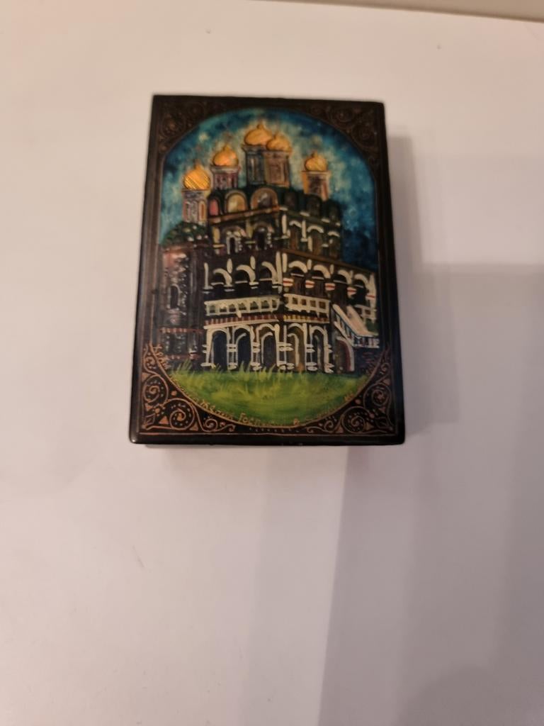 Vintage Russisch Lakdoosje met Kathedraal Afbeelding, Antiek en Kunst, Ophalen of Verzenden
