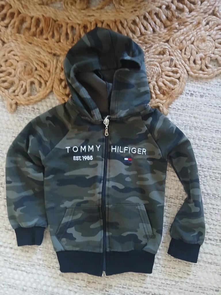 Tommy Hilfiger vestje maat 86/92, Kinderen en Baby's, Kinderkleding | Maat 92, Verzenden, Trui of Vest, Jongen, Tommy Hilfiger