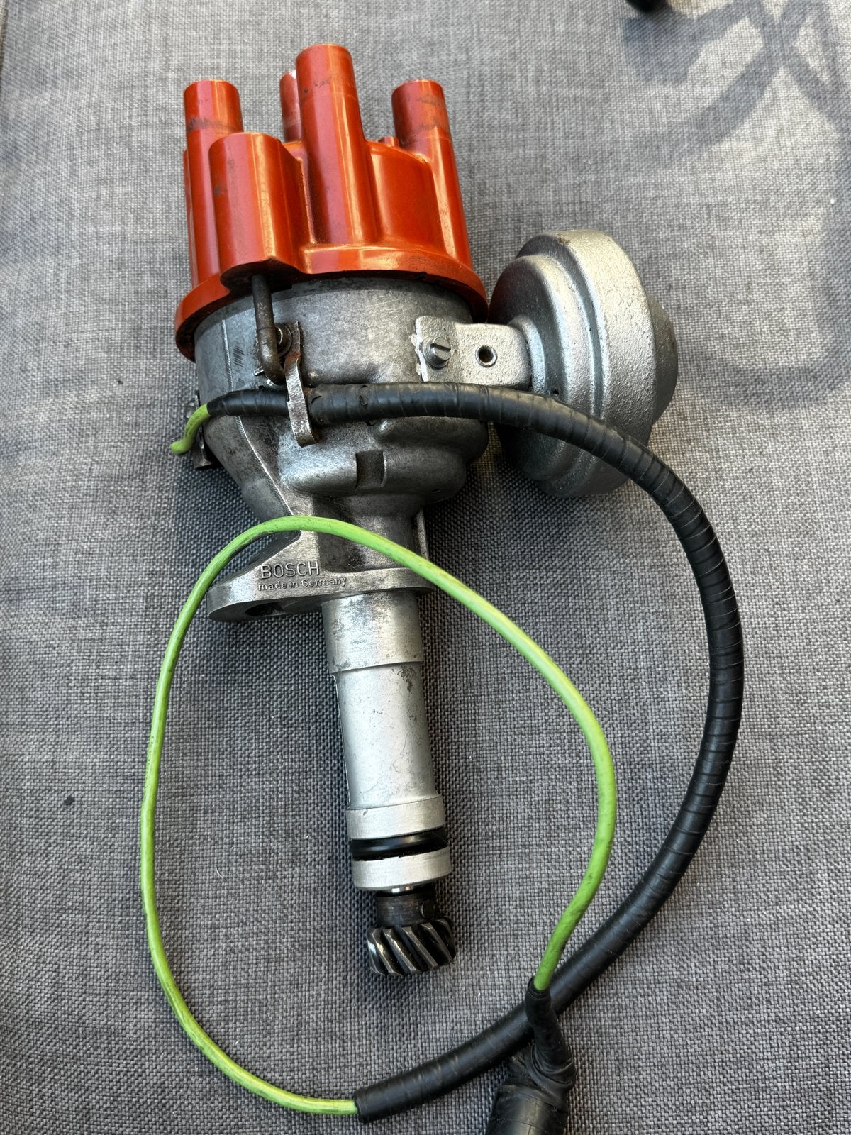 Bosch ontsteking Verdeler Mercedes r107/w107 motor m110, Auto-onderdelen, Ophalen of Verzenden, Gebruikt, Mercedes-Benz