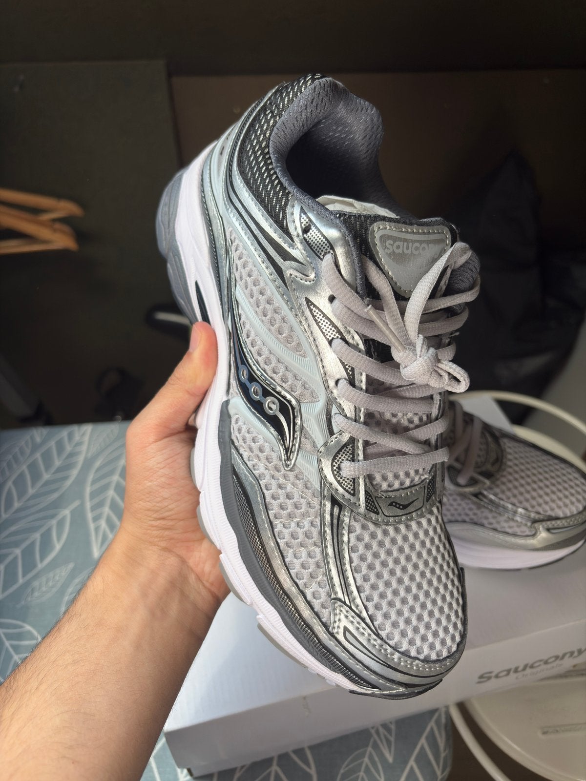 Saucony omni 9 ( Maat 42 ), Kleding | Heren, Schoenen, Overige kleuren, Nieuw, Ophalen of Verzenden, Sneakers of Gympen