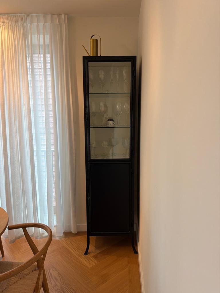 New Routz Vitrinekast Metaal Washington – Zwart 200x50, Ophalen, Nieuw, 50 tot 100 cm, Minder dan 100 cm