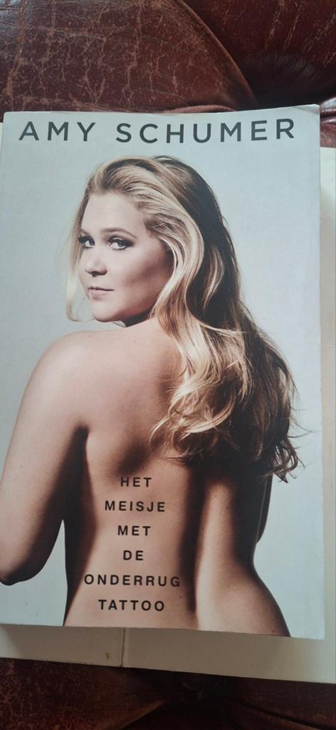 Het Meisje Met De Onderrug Tattoo - Amy Schumer, Ophalen of Verzenden, Gelezen, Amy Schumer, Nederland