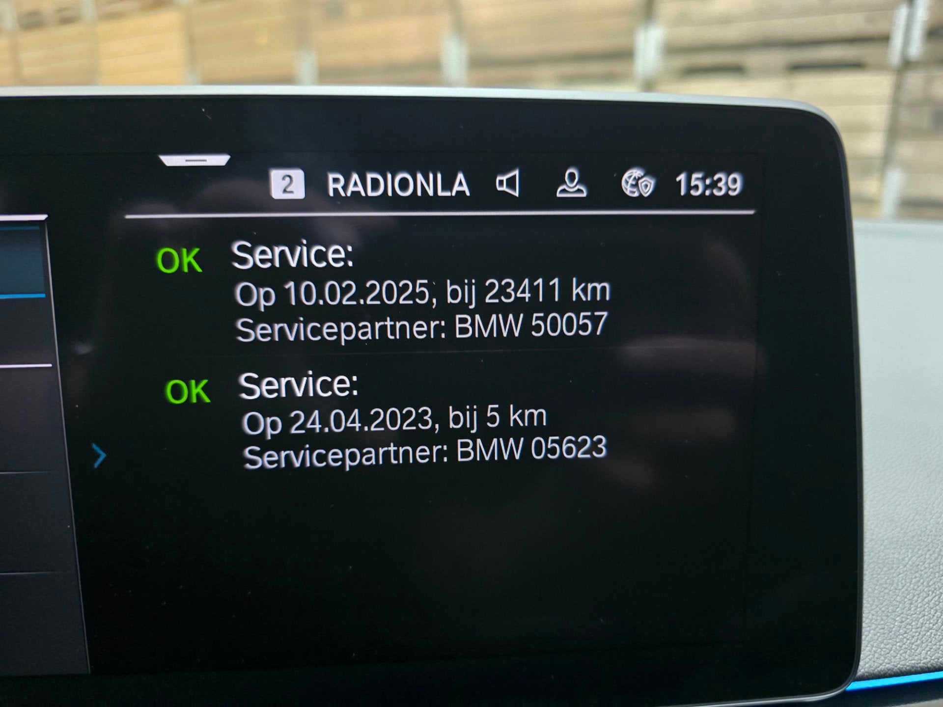 Foto 13 van BMW 5-serie 530e Business Edition Plus HUD Navi LED Memory s