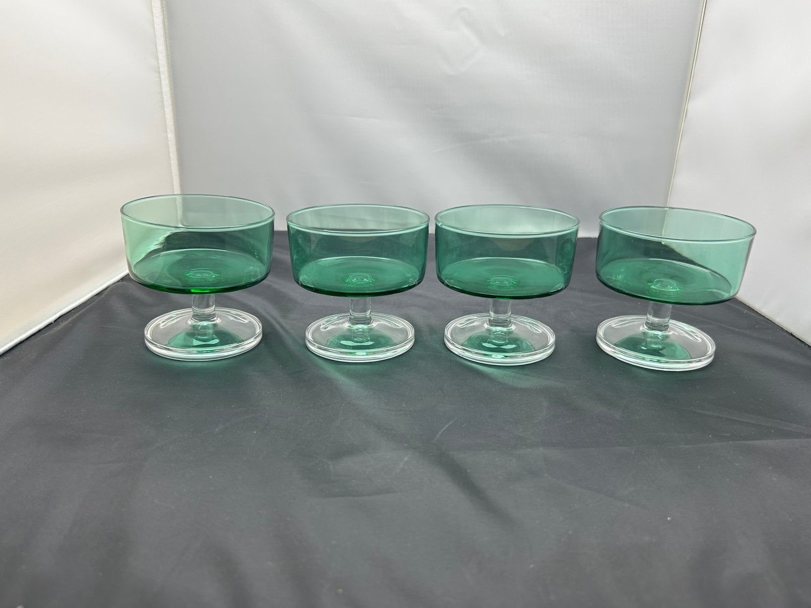 4x Prachtige Luminarc Coupe glazen licht groen/blauw, Ophalen