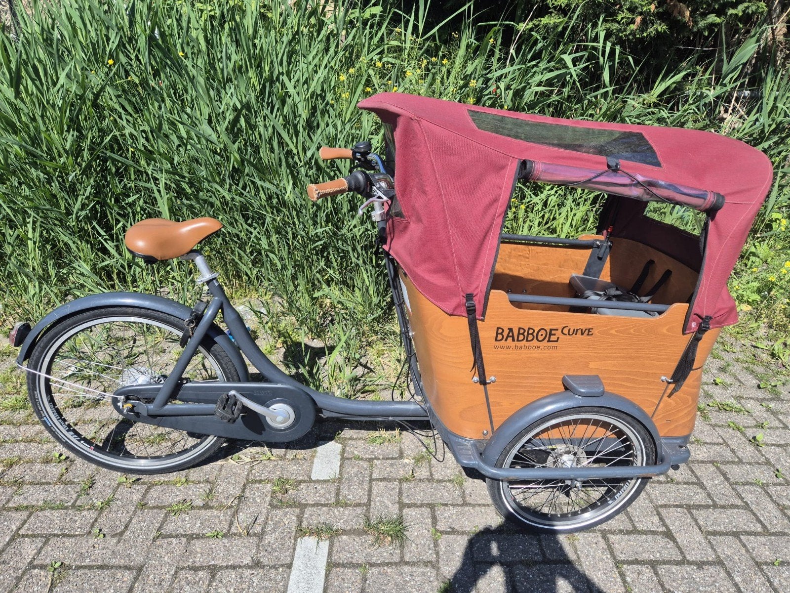 goed en netjes deze bakfiets ( hij is niet elektrisch 
bakfi, Ophalen, Gebruikt, 4 kinderen of meer, Huif