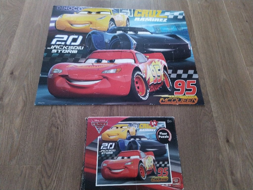 Grote puzzel Disney Cars - Compleet - 50 x 60cm, Ophalen of Verzenden, 10 tot 50 stukjes, Gebruikt, 4 tot 6 jaar