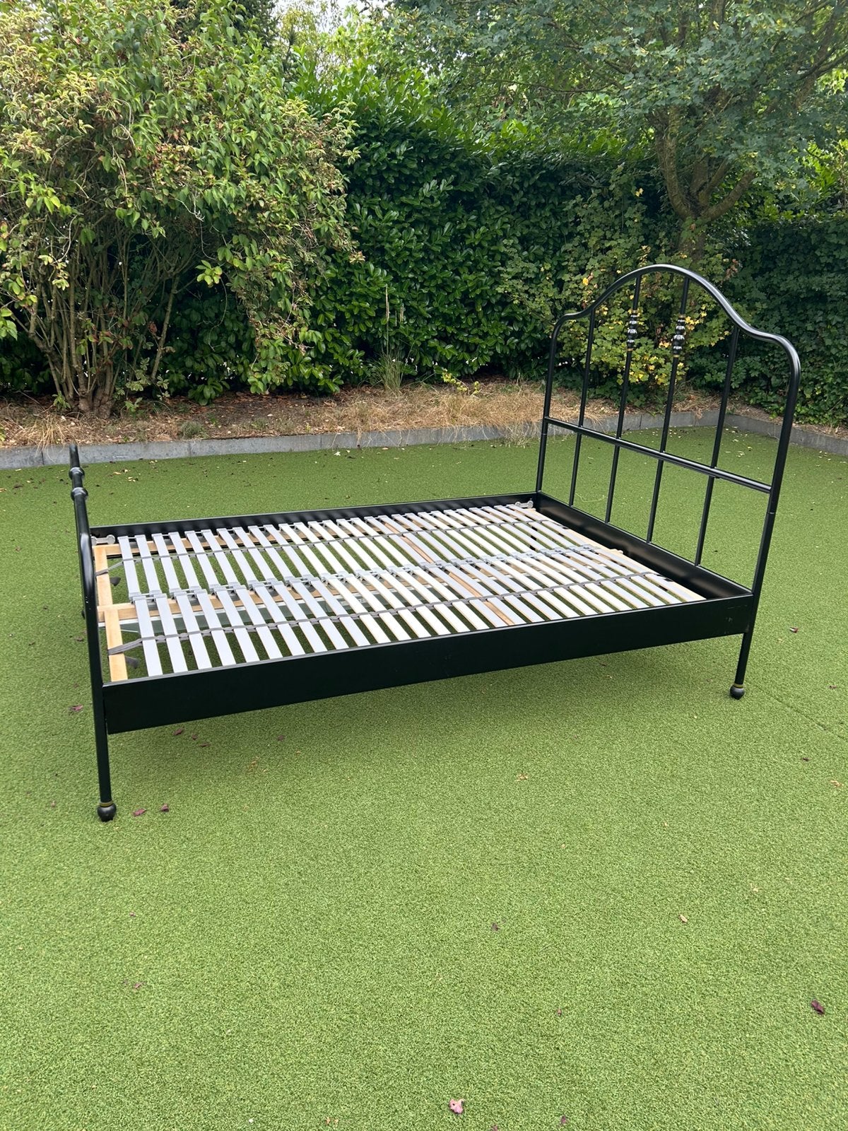 Ikea bed 140 x 200cm, Huis en Inrichting, Slaapkamer | Bedden, Ophalen, Zwart, Tweepersoons, 140 cm