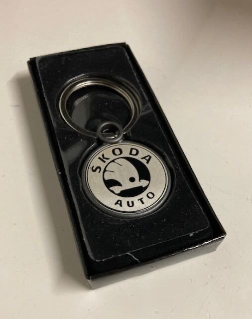 SKODA Sleutelhanger luxe  Gegraveerd Nieuw, Ophalen of Verzenden, Nieuw