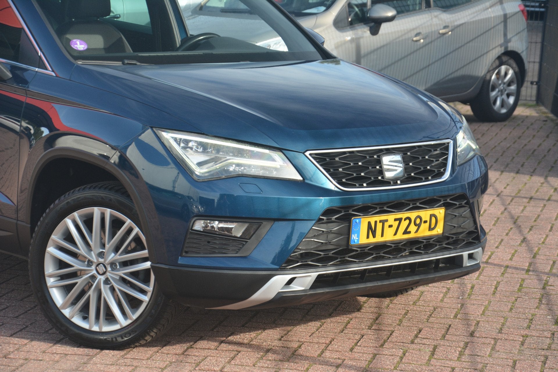 SEAT Ateca 1.4 EcoTSI Xcellence | Navigatie | Trekhaak | Cam, Auto's, Gebruikt, 4 cilinders, 150 pk, Blauw