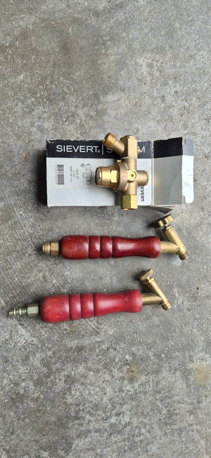 1x Reduceerventiel 2x hasmi branders, Doe-het-zelf en Verbouw, Gereedschap | Handgereedschap, Ophalen of Verzenden