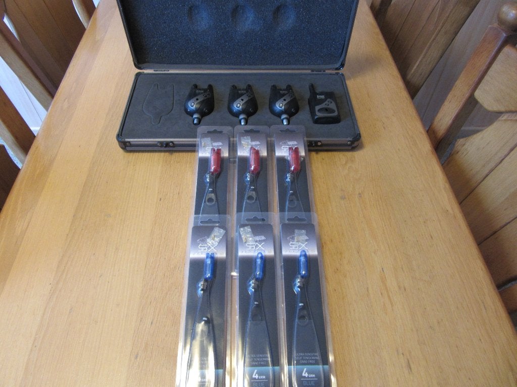 optonic beetmelderset 3+1 in case + 6 nash hangers . nieuw, Watersport en Boten, Hengelsport | Karpervissen, Ophalen of Verzenden