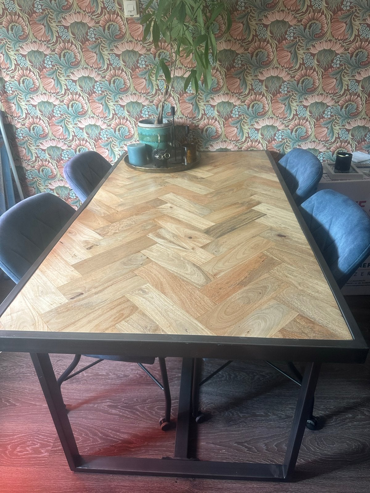 Visgraat eettafel met 4 stoelen, Huis en Inrichting, Tafels | Eettafels, Ophalen, Gebruikt, 50 tot 100 cm, 150 tot 200 cm