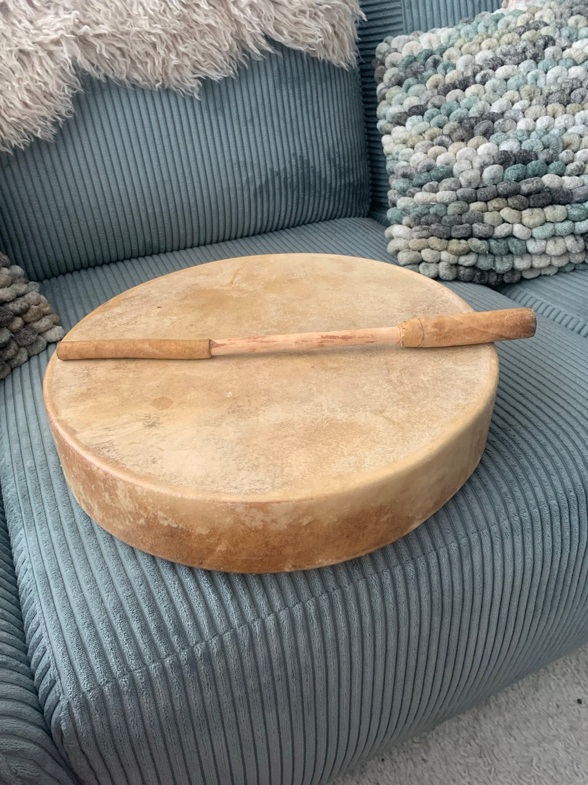 Mooie handgemaakte handtrommel / sjamanistische trommel, Muziek en Instrumenten, Drumstellen en Slagwerk, Ophalen of Verzenden