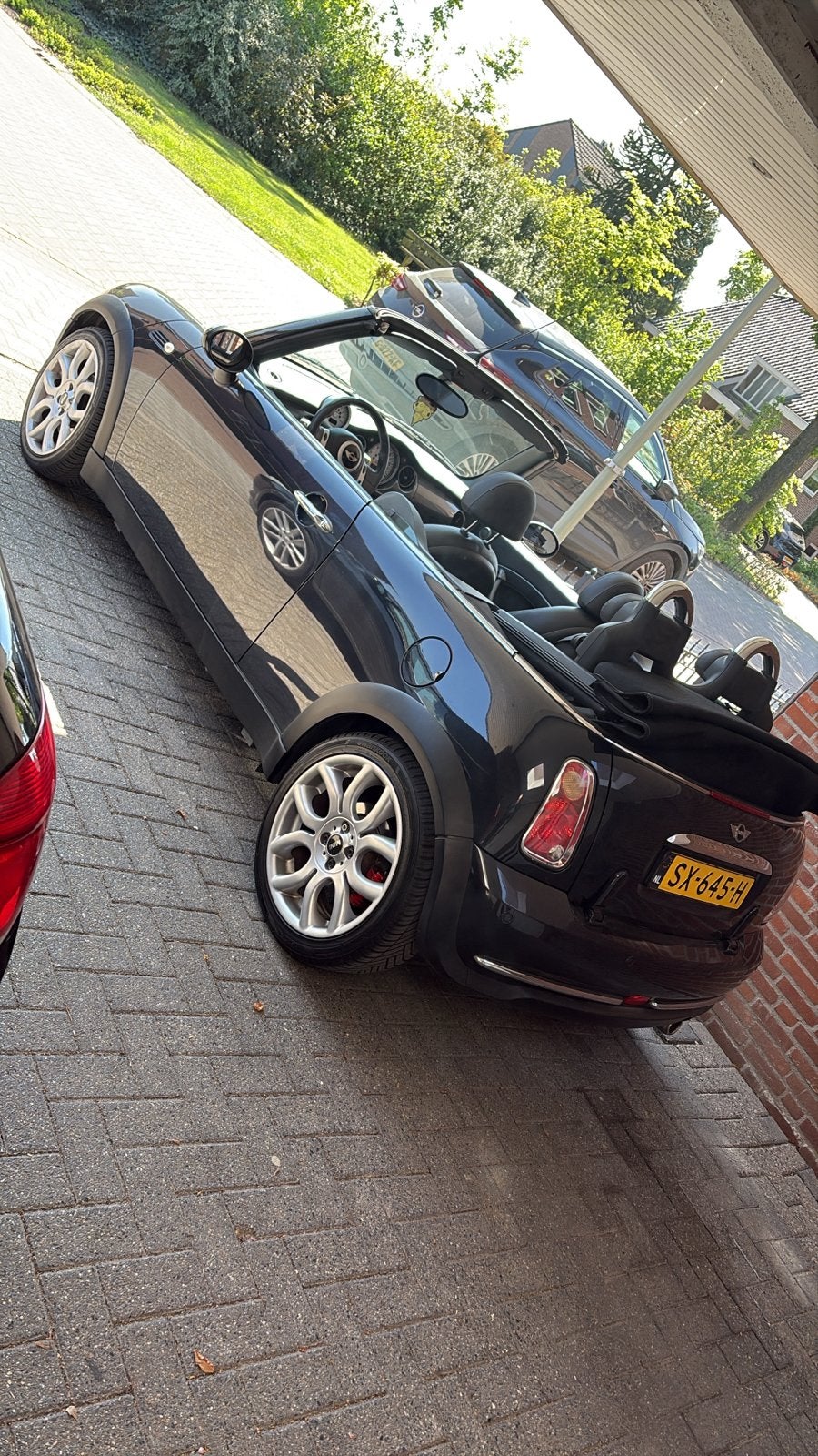 Mini 1.6 16V Cooper Cabrio 2006 Zwart, Auto's, Mini, Voorwielaandrijving, 4 cilinders, Cabriolet, 4 stoelen