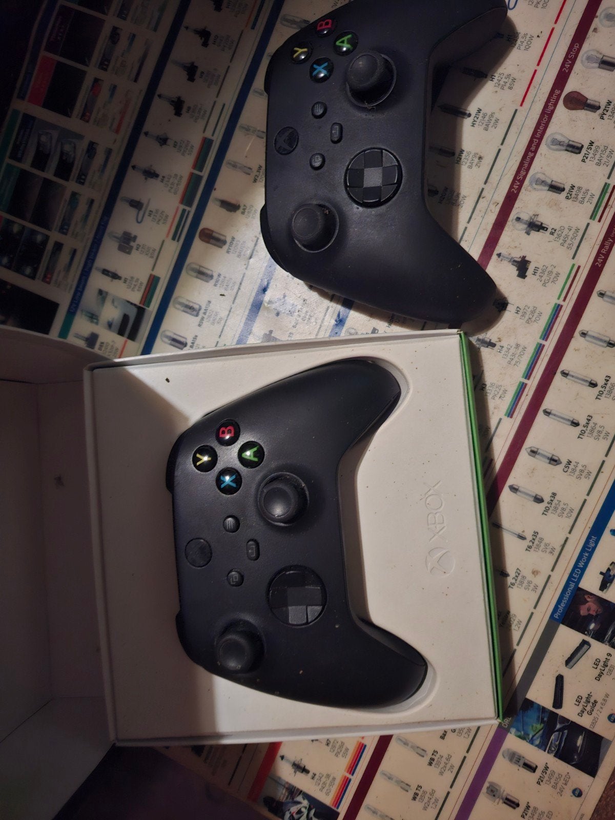 Xbox Series S/X Controllers - 2 stuks, 1 in doos